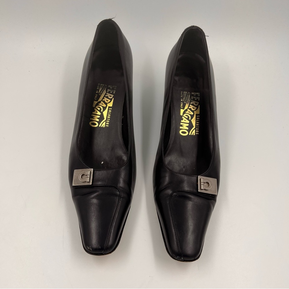 Salvatore Ferragamo Navy Nella Gancini Leather Pumps 8.5 3A Vintage Heels